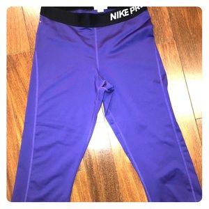 Nike Pro Capri Leggings